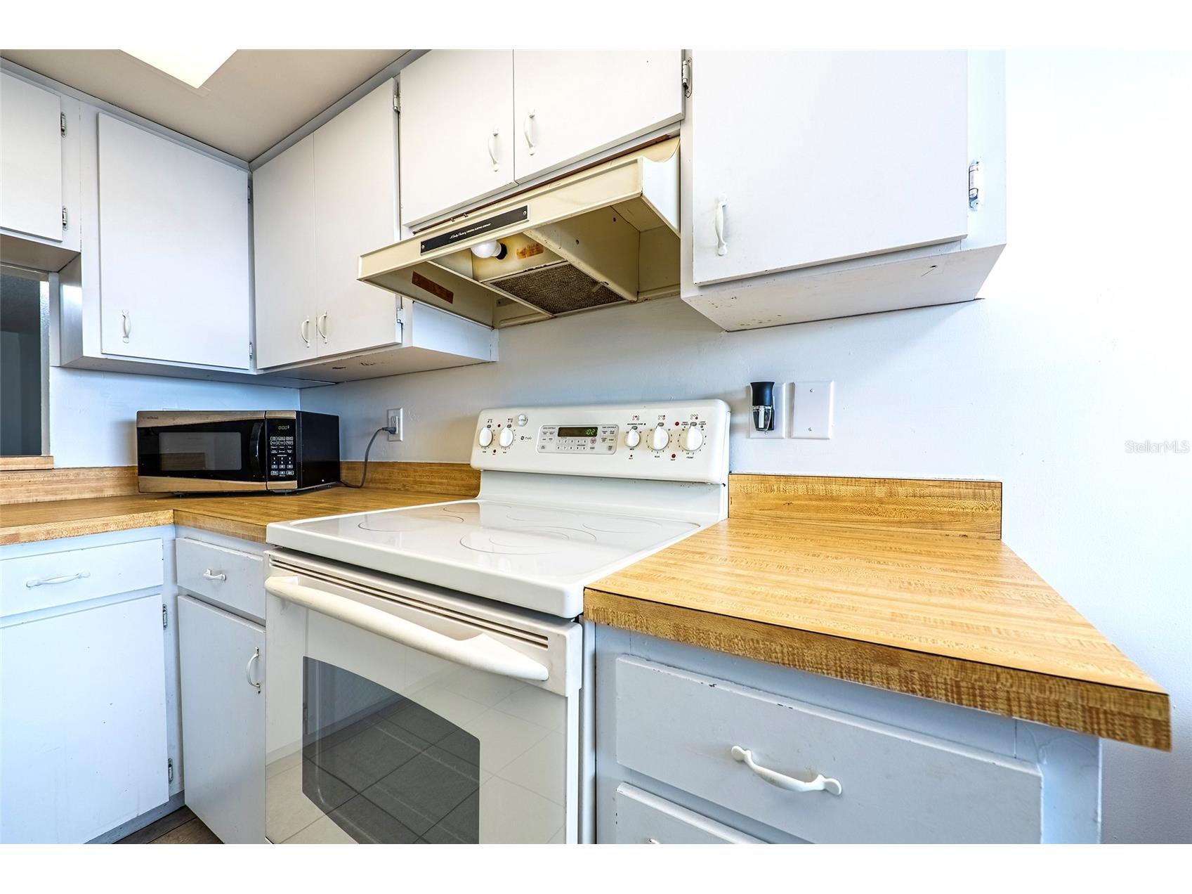 5197 Silent Loop #224 New Port Richey FL 34652 W7882437 image10