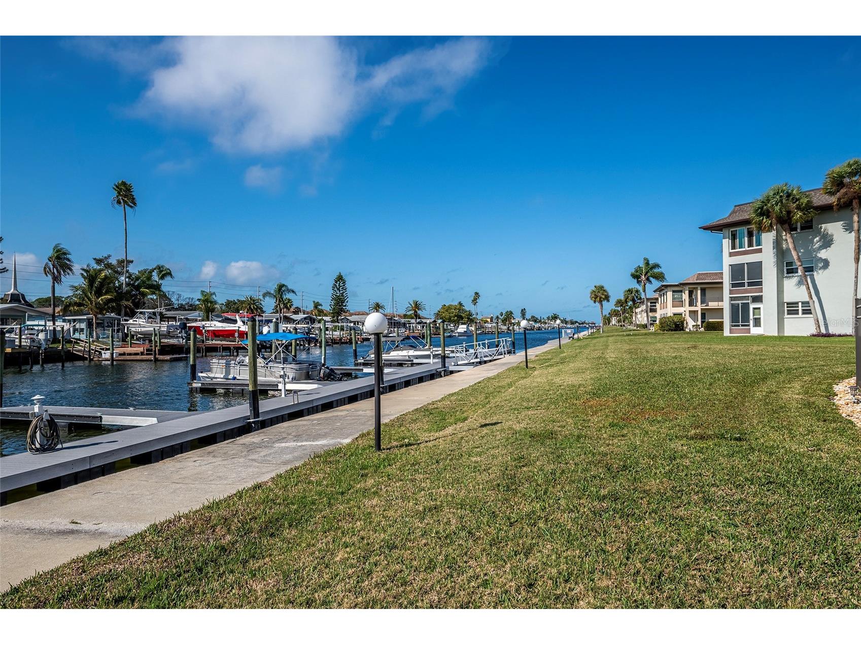 5197 Silent Loop #224 New Port Richey FL 34652 W7882437 image41