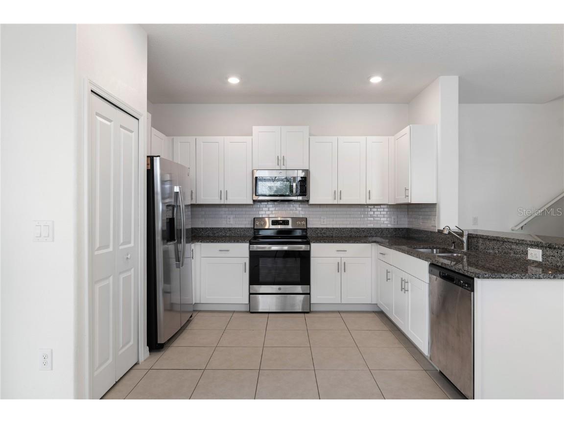 5199 Forum Boulevard Holiday FL 34690 TB8453798 image9