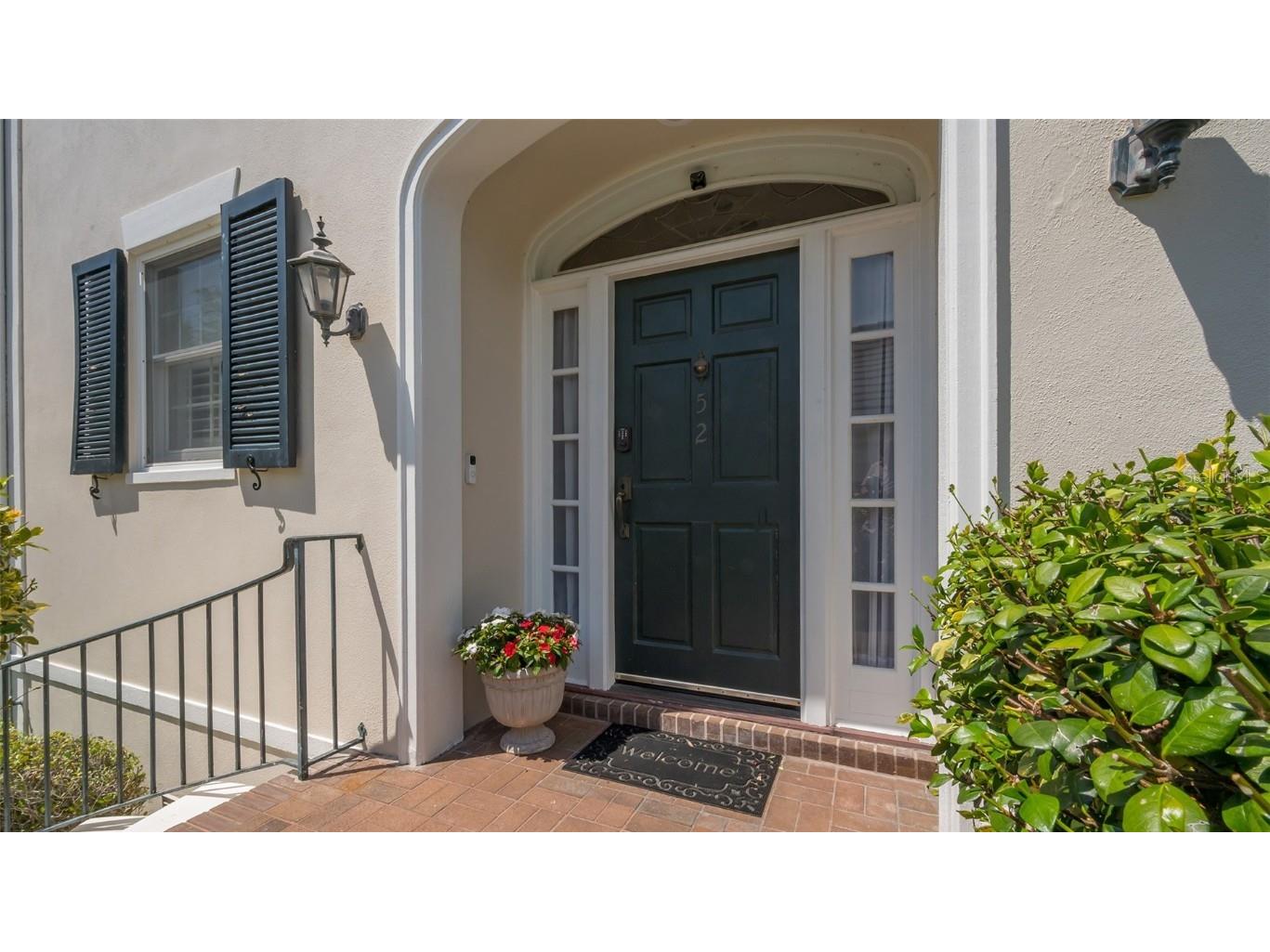 52 Bishops Court Road #113 Osprey FL 34229 A4565476 image1