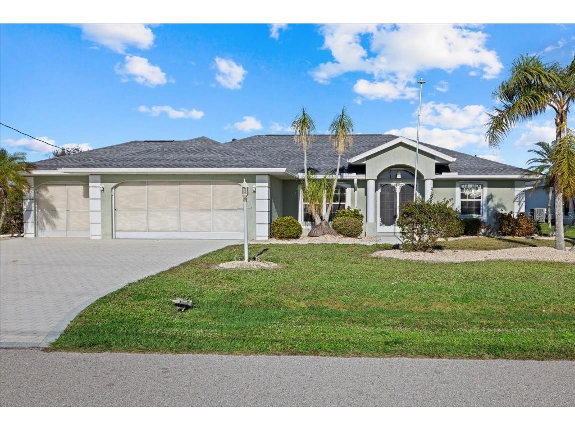 52 Fairway Road Rotonda West FL 33947 N6135776 image1