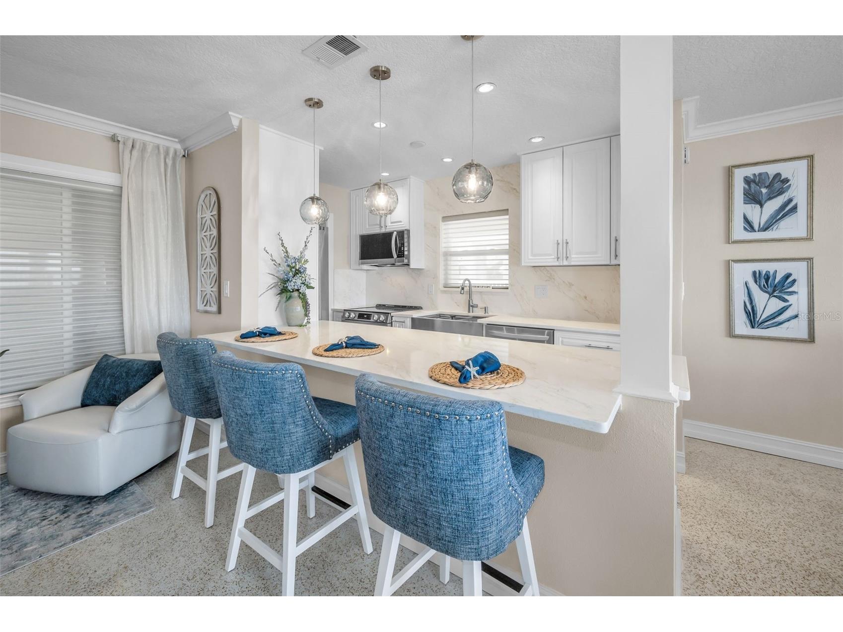 52 N Pine Circle Belleair FL 33756 TB8507844 image12