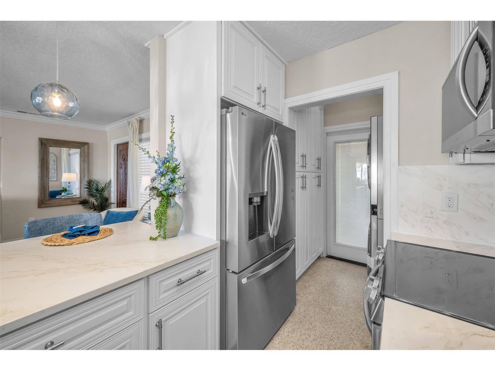 52 N Pine Circle Belleair FL 33756 TB8507844 image16