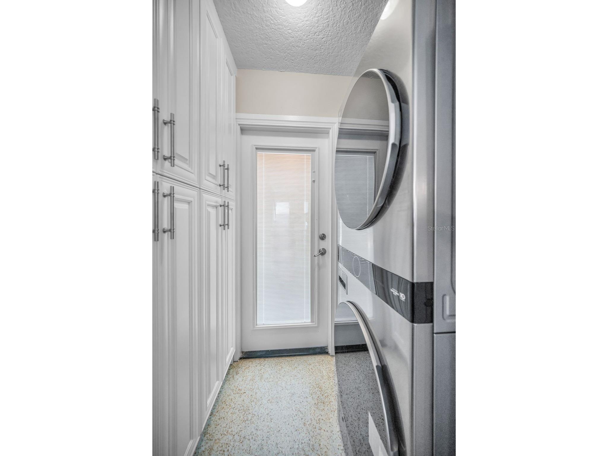 52 N Pine Circle Belleair FL 33756 TB8507844 image22