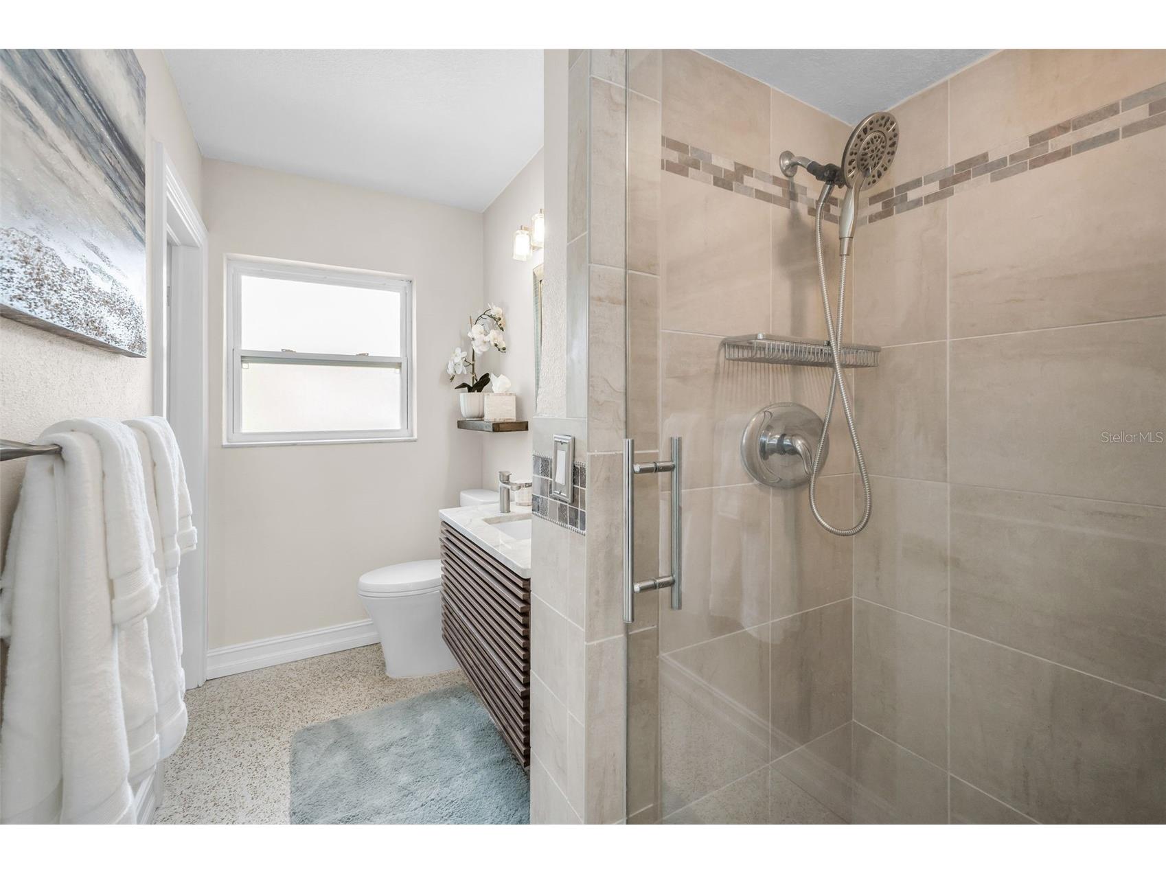 52 N Pine Circle Belleair FL 33756 TB8507844 image37