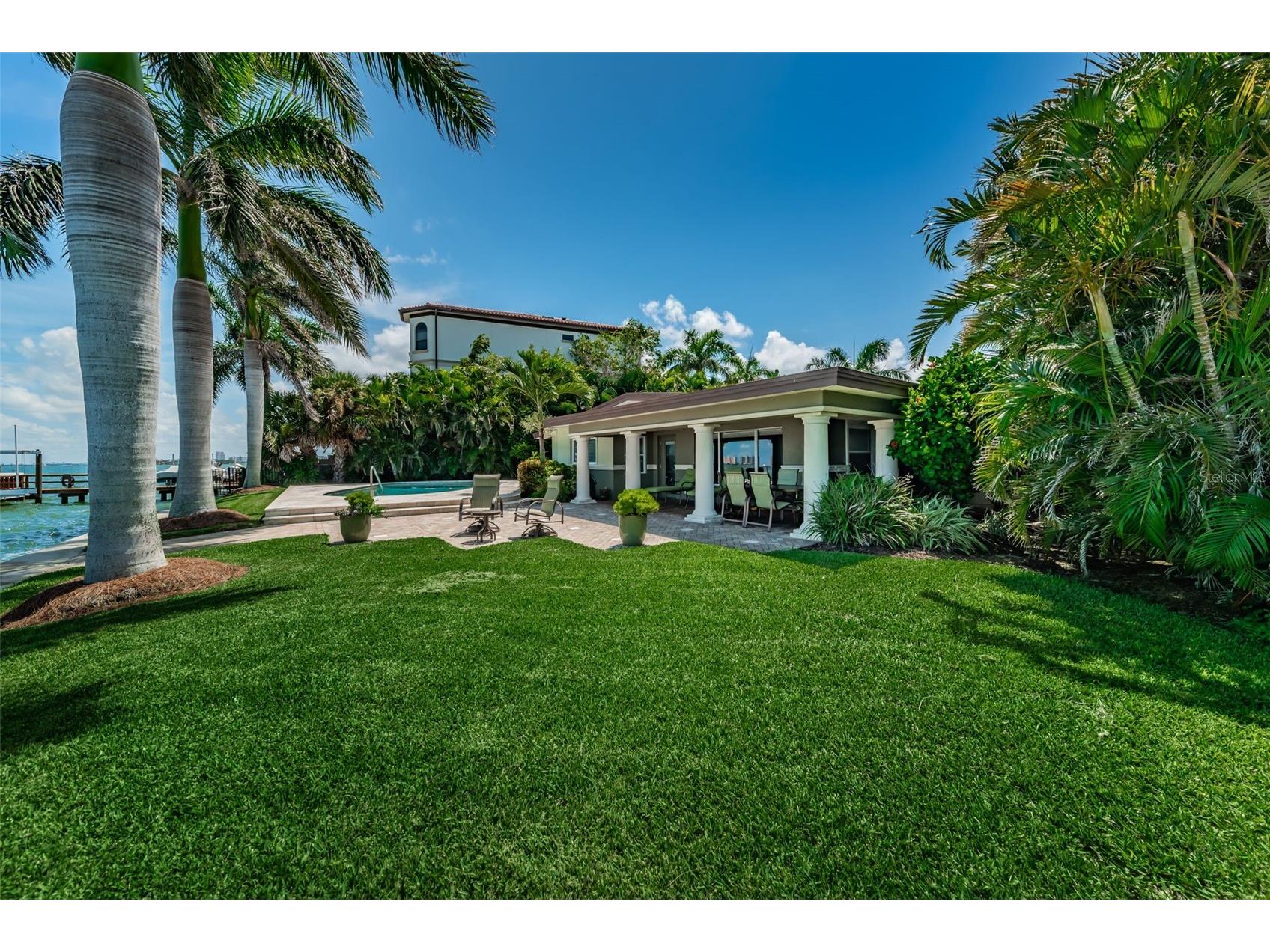 52 N Pine Circle Belleair FL 33756 TB8507844 image56