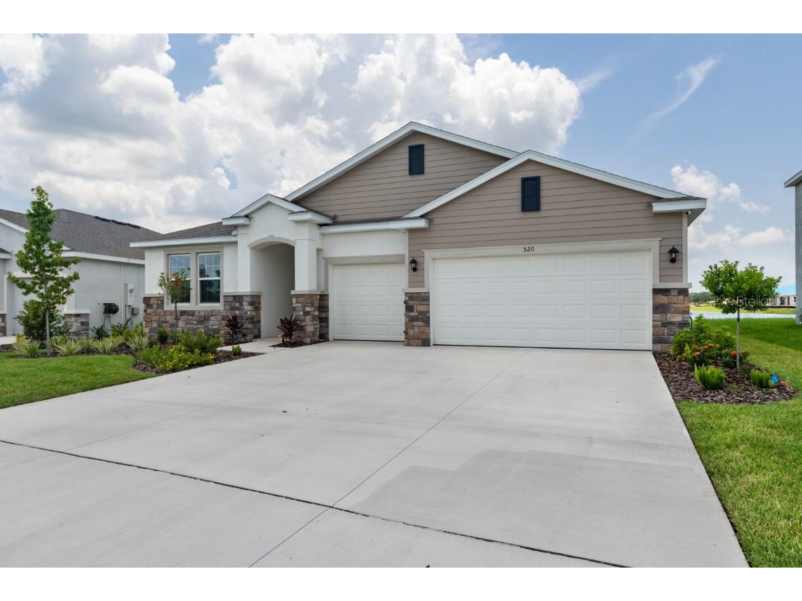 520 158th Street E Bradenton FL 34212 A4576141 image1