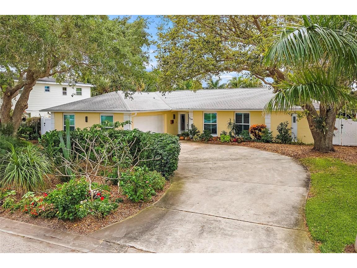520 24th Avenue SE Saint Petersburg FL 33705 U8154913 image1