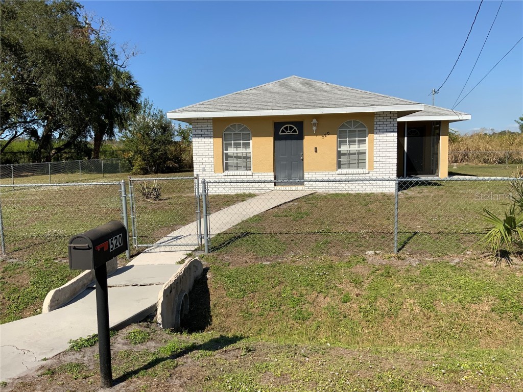 520 30th Street E Palmetto FL 34221 A4588569 image1