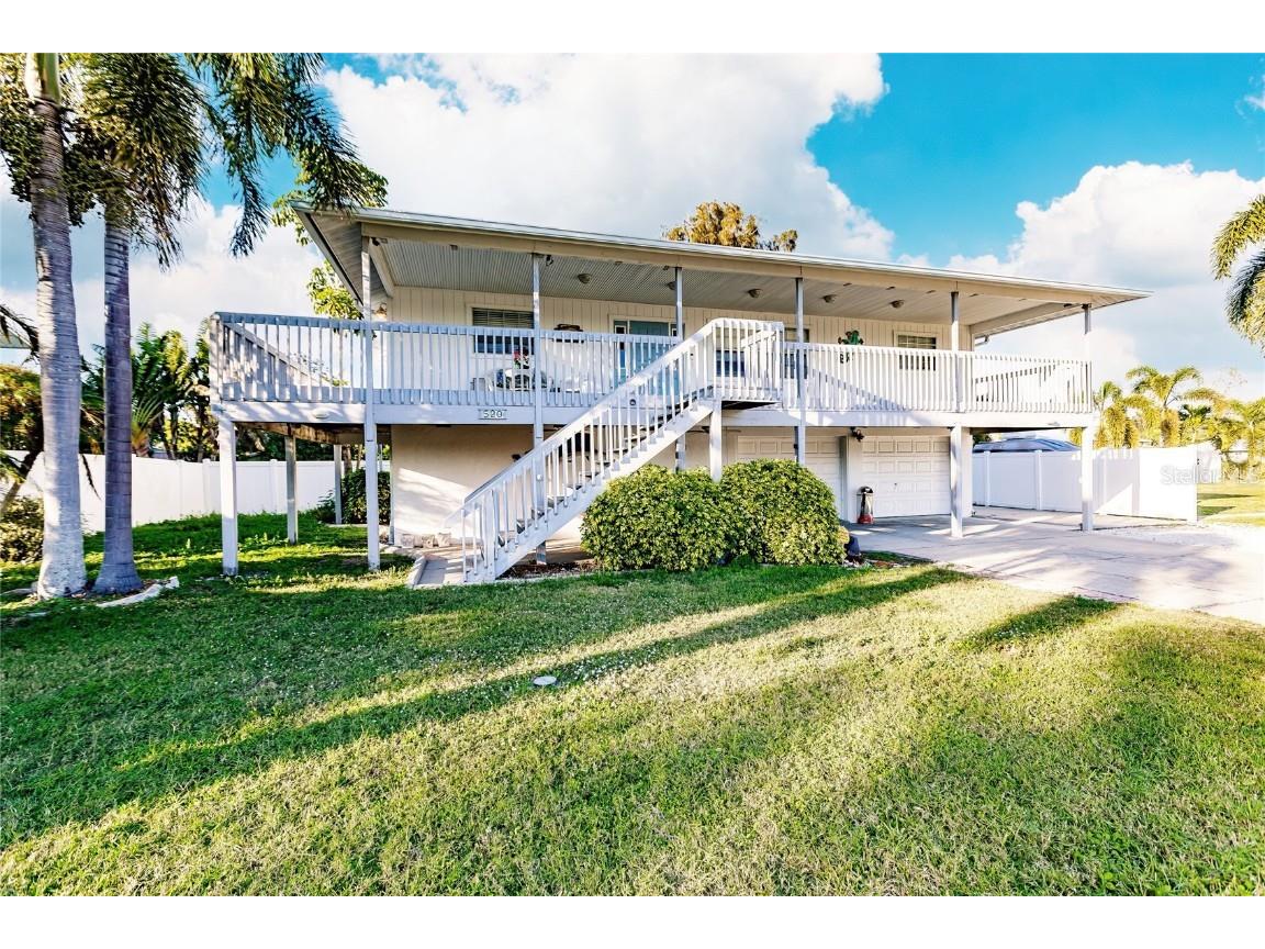 520 44th Street Court W Palmetto FL 34221 A4601426 image1