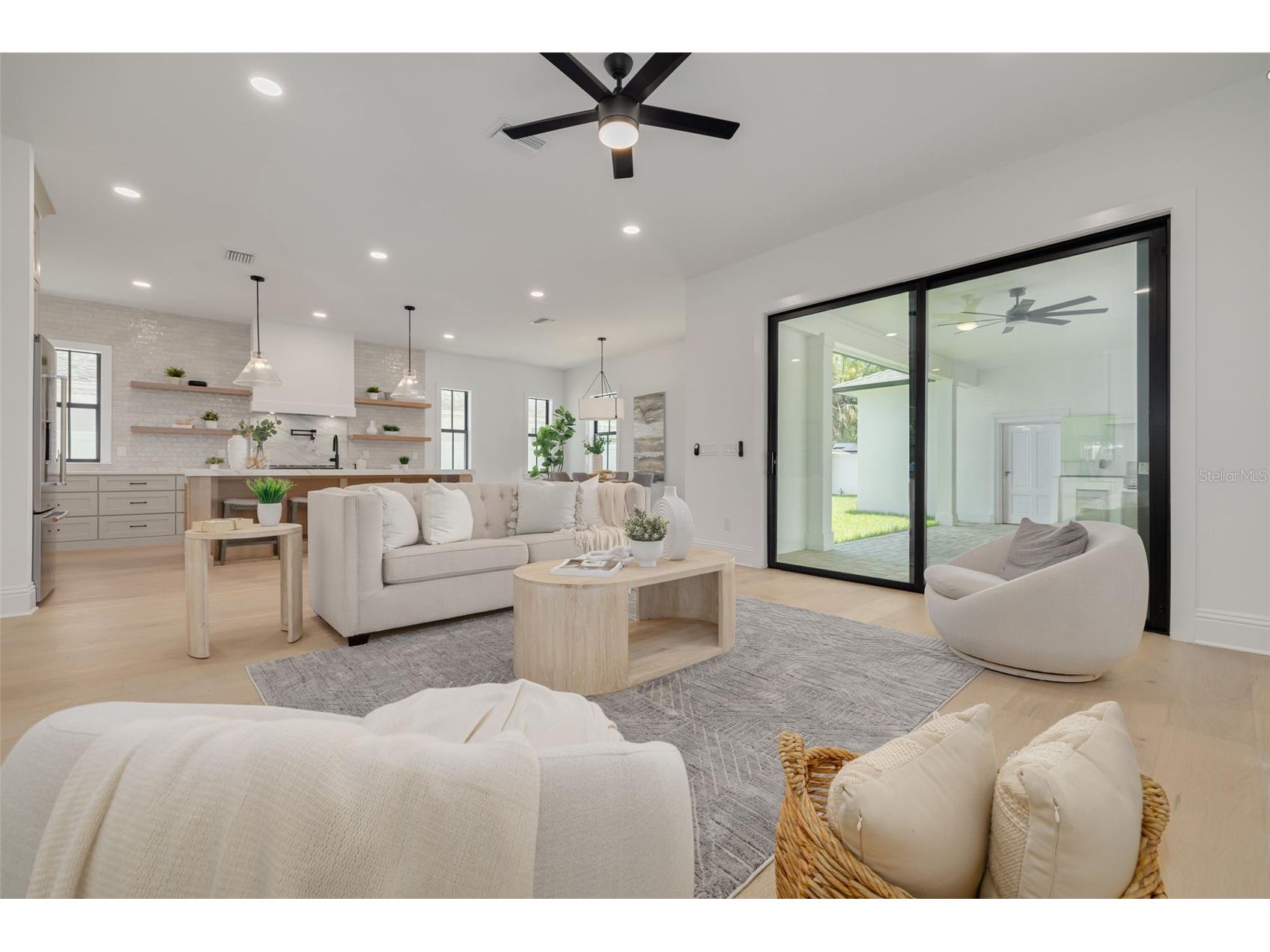 520 48th Avenue N Saint Petersburg FL 33703 TB8519190 image15