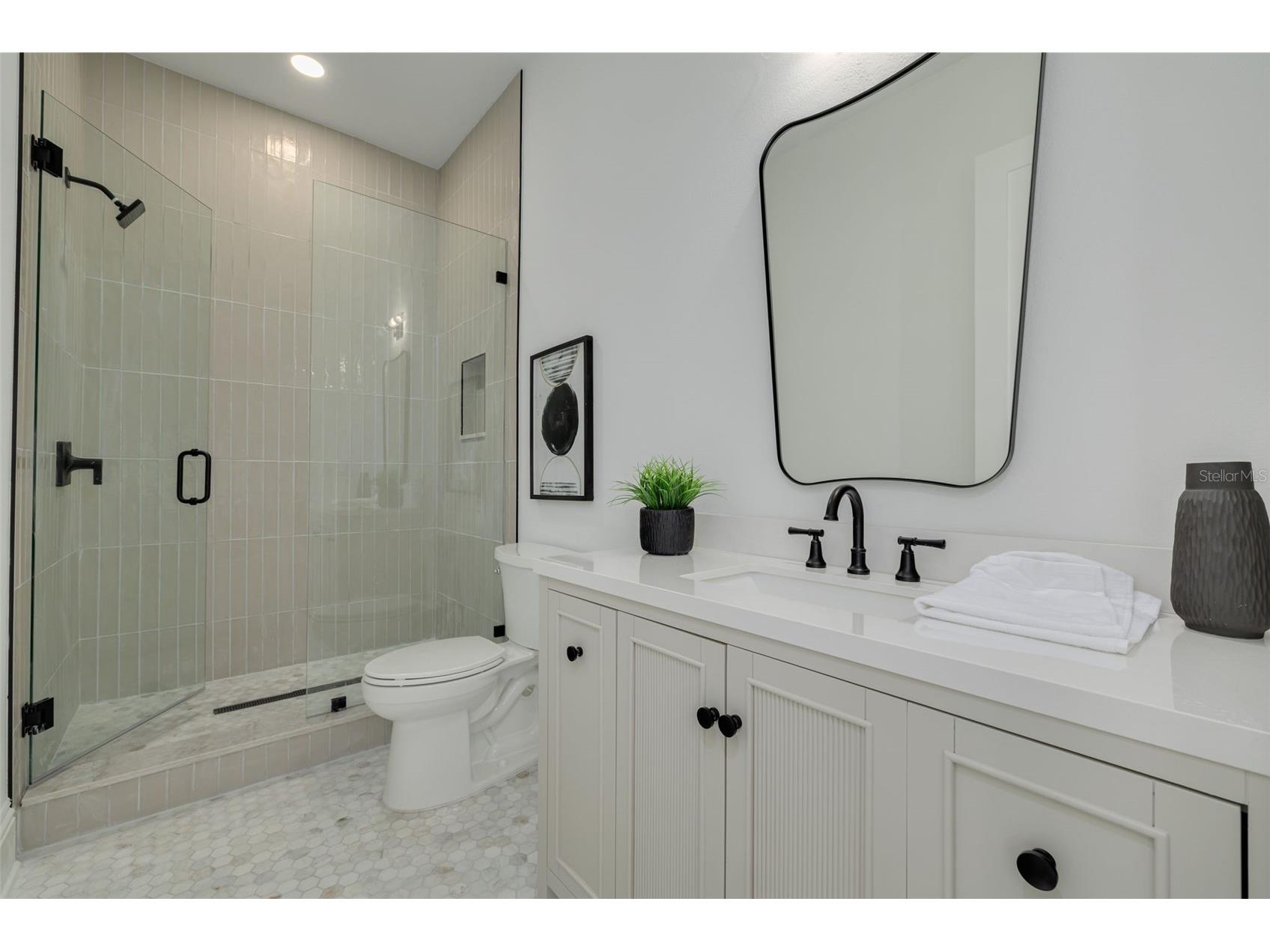 520 48th Avenue N Saint Petersburg FL 33703 TB8519190 image18