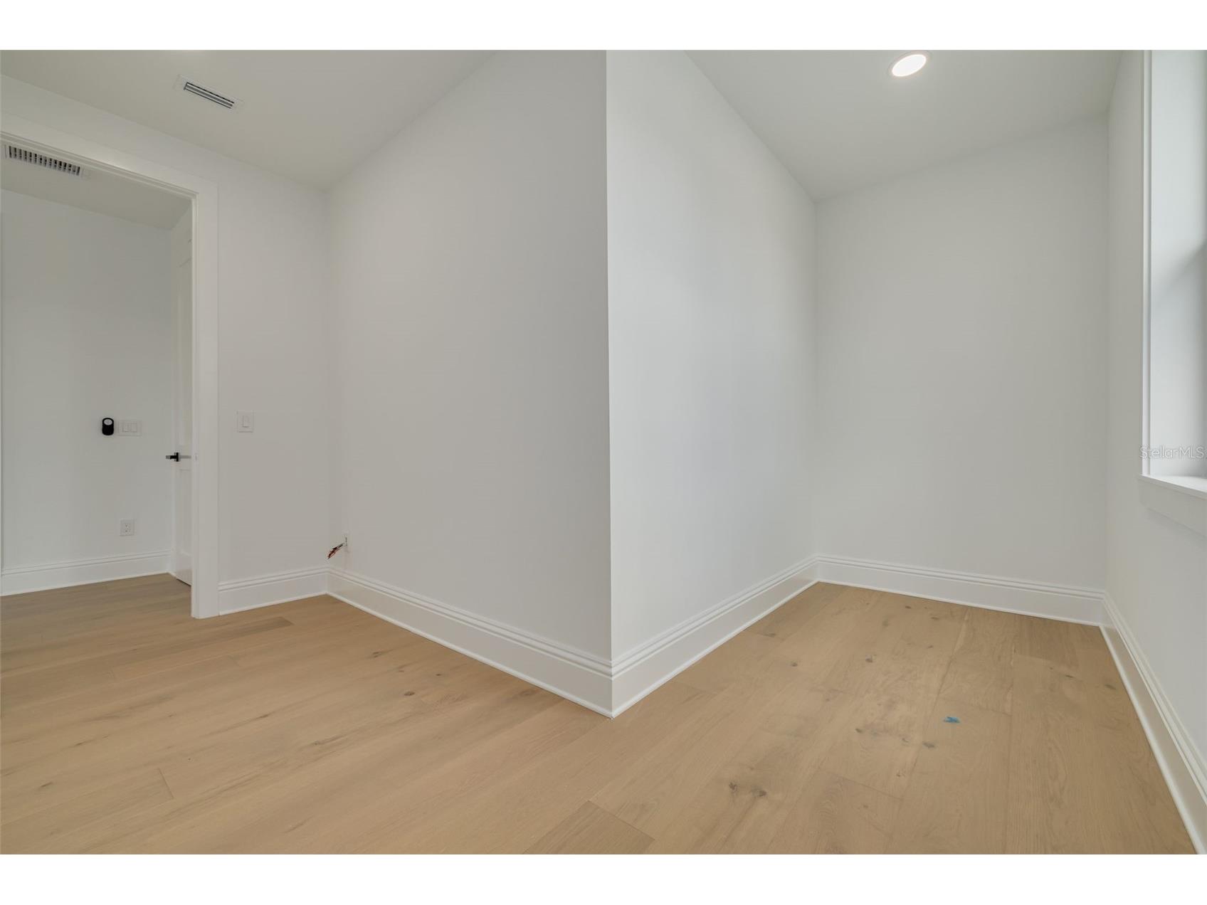 520 48th Avenue N Saint Petersburg FL 33703 TB8519190 image29