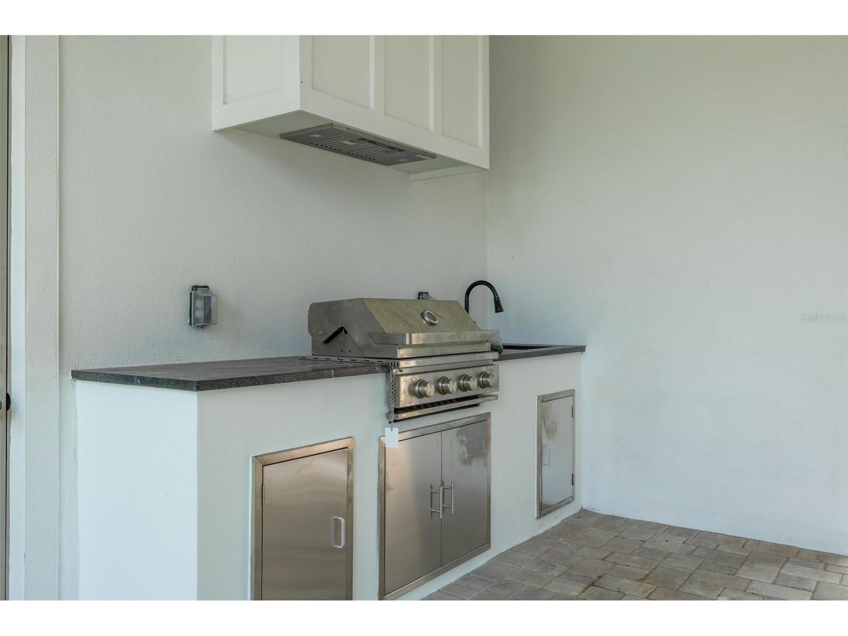 520 48th Avenue N Saint Petersburg FL 33703 TB8519190 image37