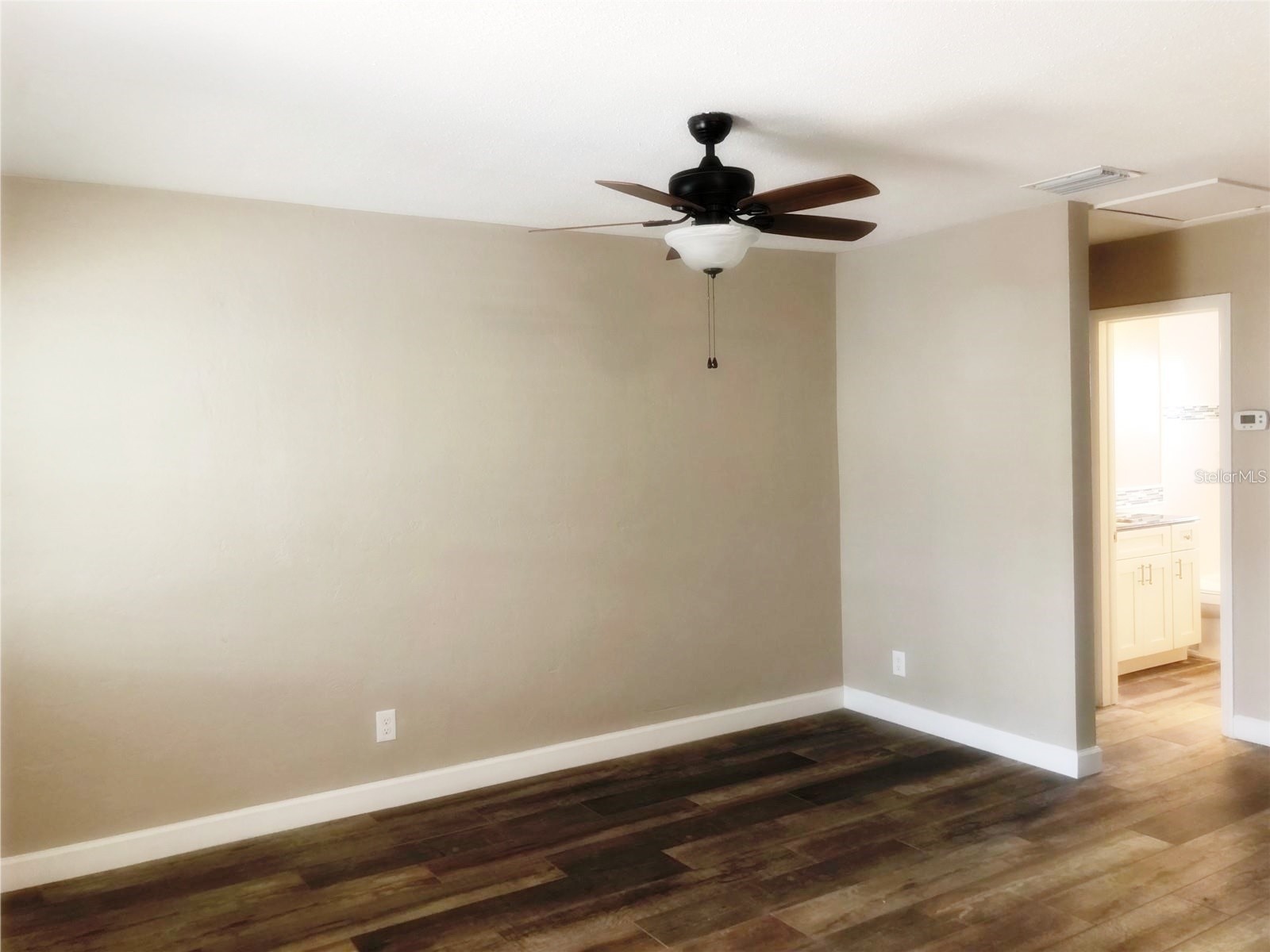 520 70th Street N #2 Saint Petersburg FL 33710 TB8523779 image4