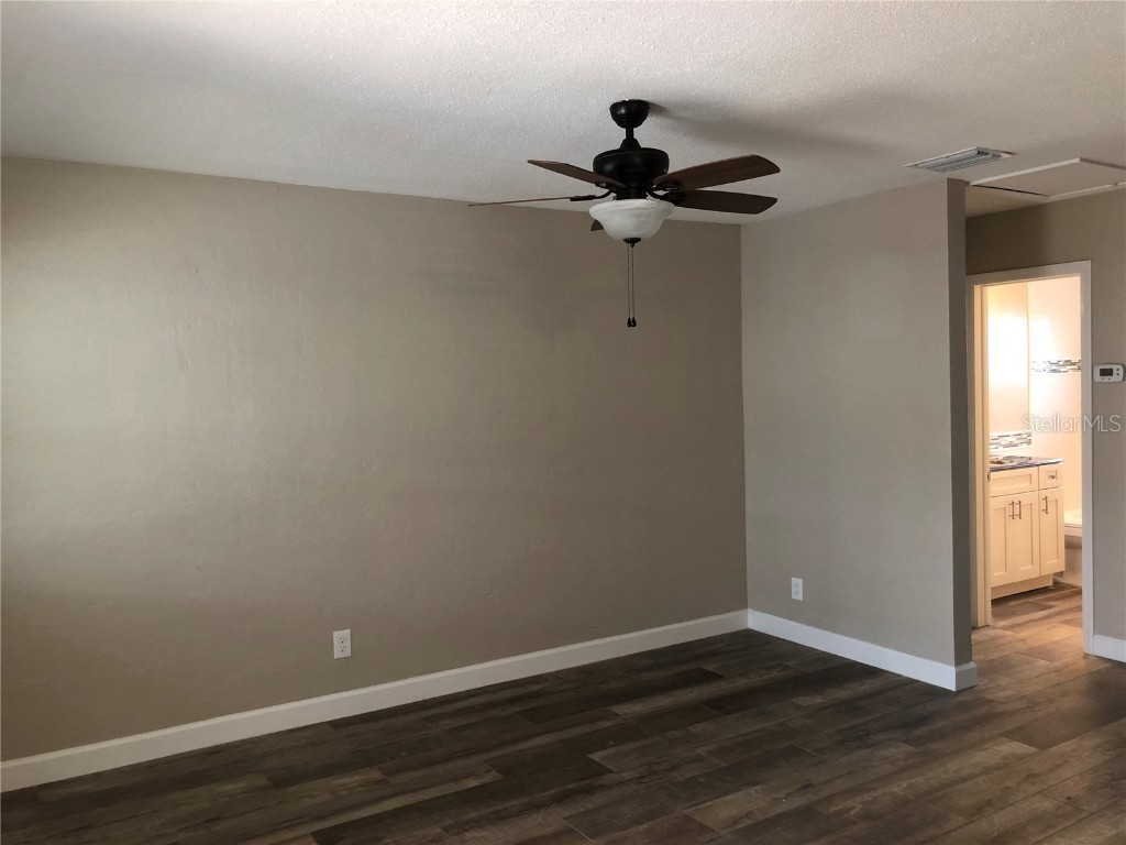 520 70th Street N #4 Saint Petersburg FL 33710 TB8447611 image7