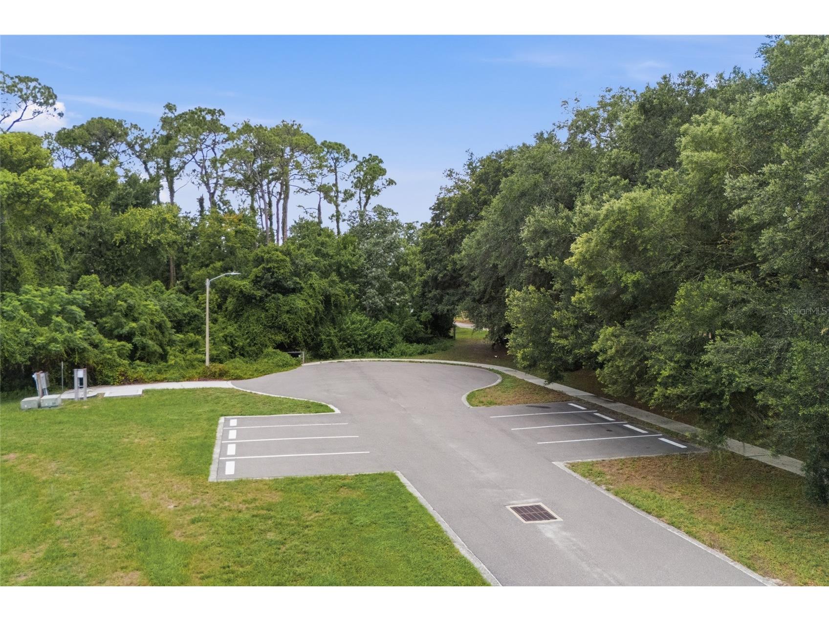 520 Austin Drive Tarpon Springs FL 34688 TB8531998 image27