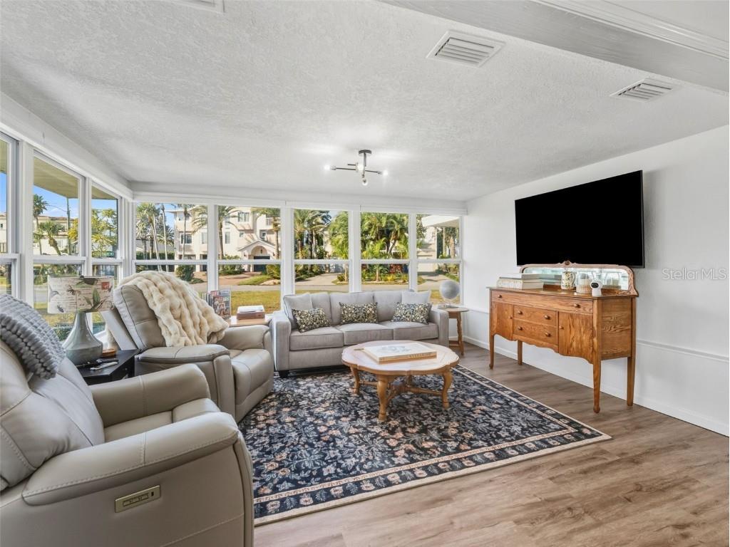 520 Baywood Drive S Dunedin FL 34698 TB8451649 image10