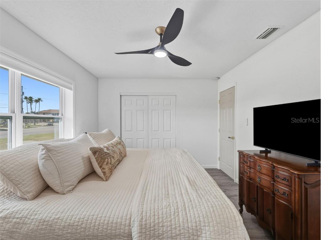 520 Baywood Drive S Dunedin FL 34698 TB8451649 image12