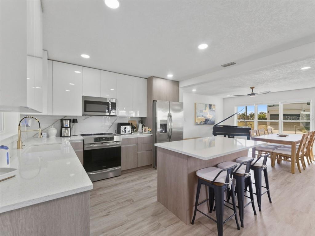 520 Baywood Drive S Dunedin FL 34698 TB8451649 image9