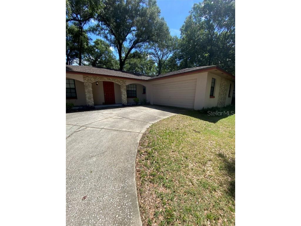 520 Bison Circle Apopka FL 32712 O6126125 image1