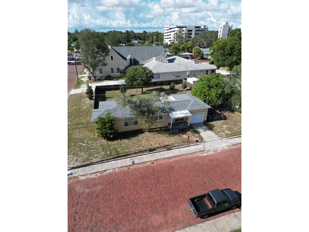 520 Cleveland Avenue SW Largo FL 33770 U8210650 image1
