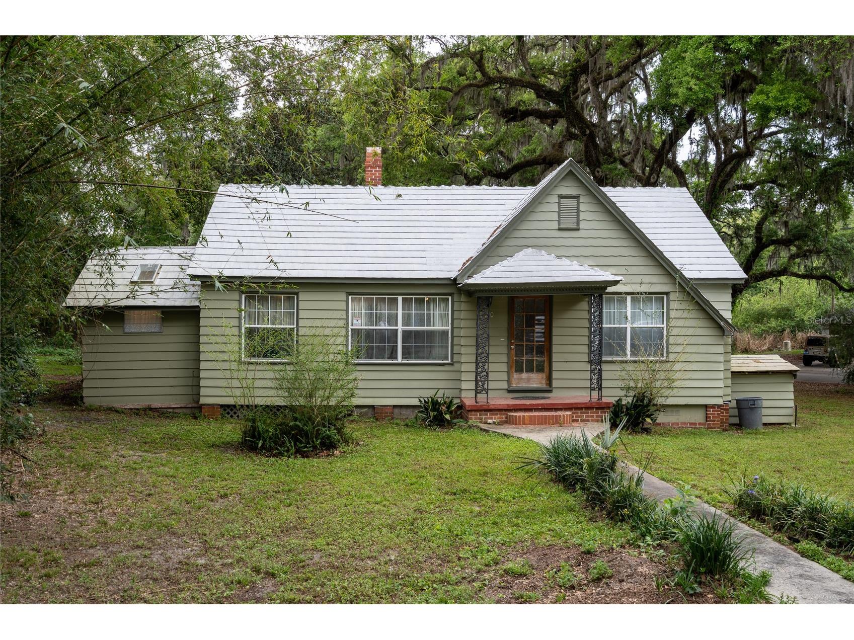 520 Desoto Avenue De Leon Springs FL 32130 V4948041 image1