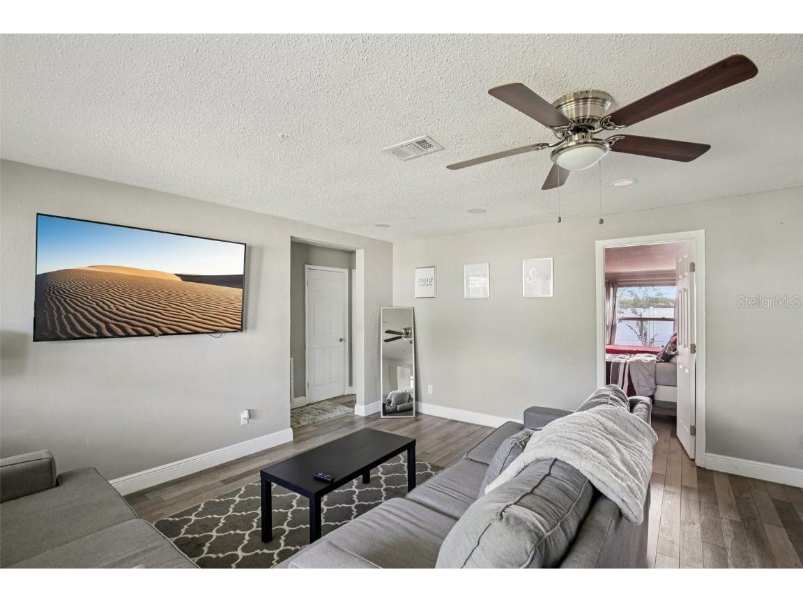 520 Fairfax Lane Apollo Beach FL 33572 TB8446097 image6