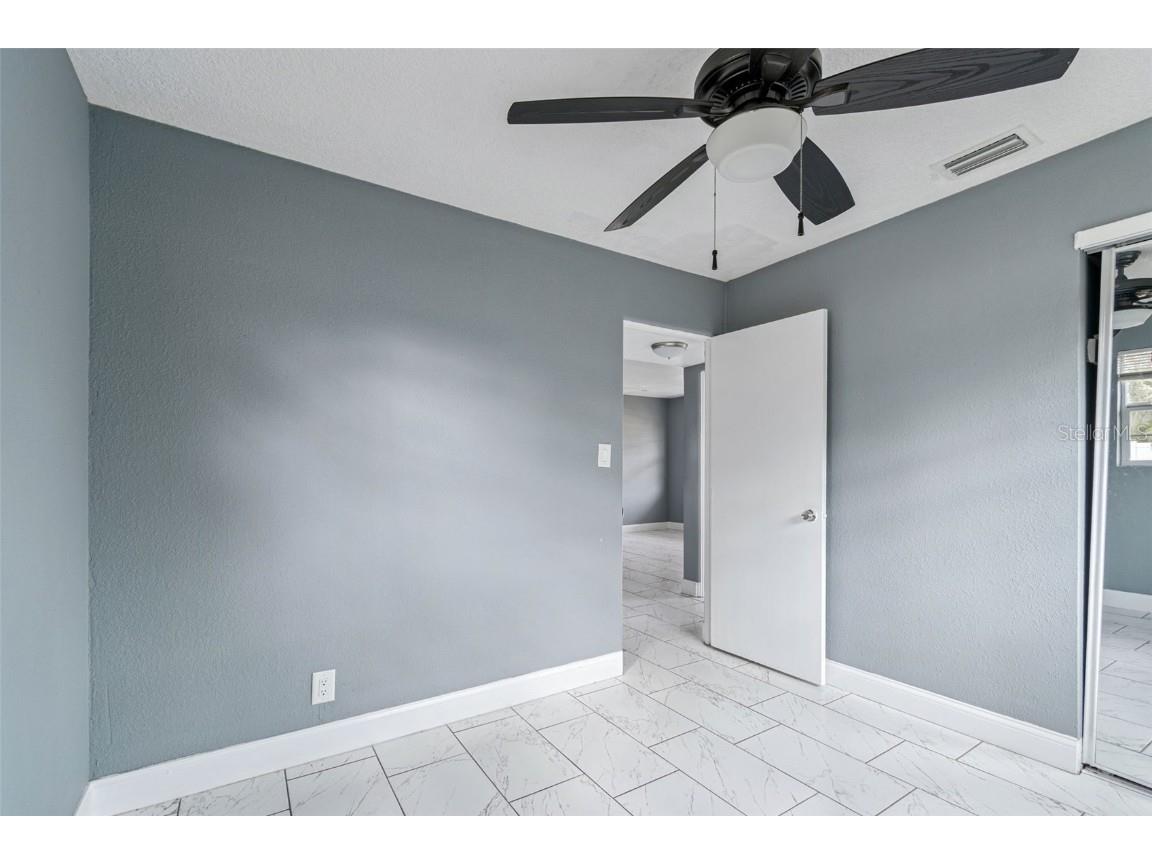 520 Freeport Avenue N Saint Petersburg FL 33702 TB8454353 image15