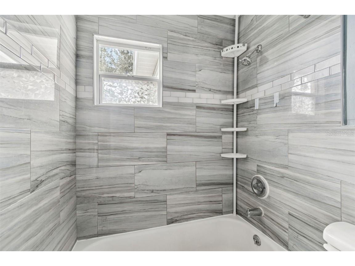 520 Freeport Avenue N Saint Petersburg FL 33702 TB8454353 image24