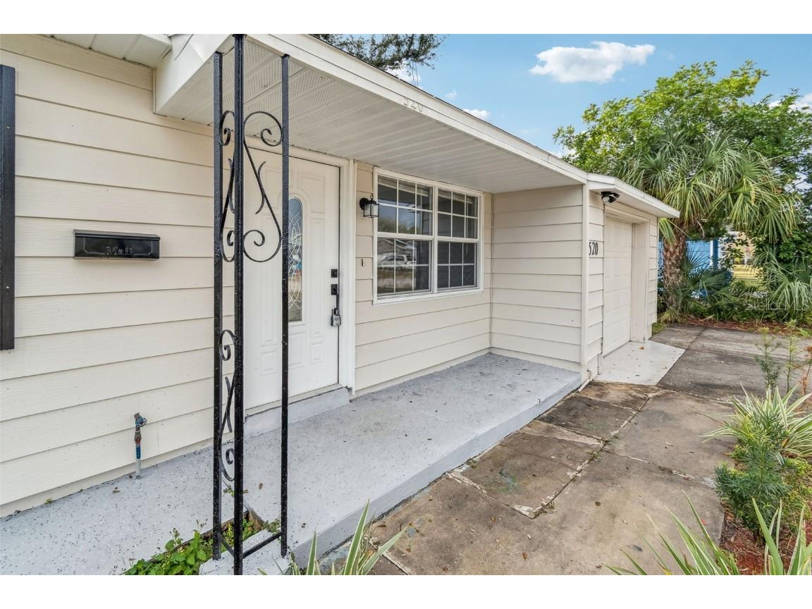 520 Freeport Avenue N Saint Petersburg FL 33702 TB8454353 image3