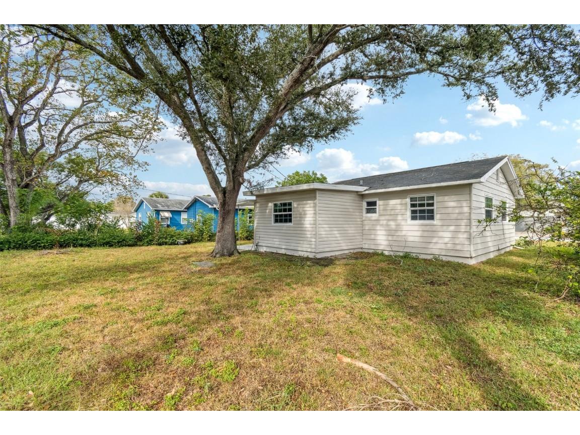 520 Freeport Avenue N Saint Petersburg FL 33702 TB8454353 image31