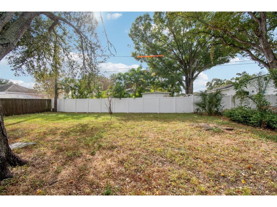 520 Freeport Avenue N Saint Petersburg FL 33702 TB8454353 image36