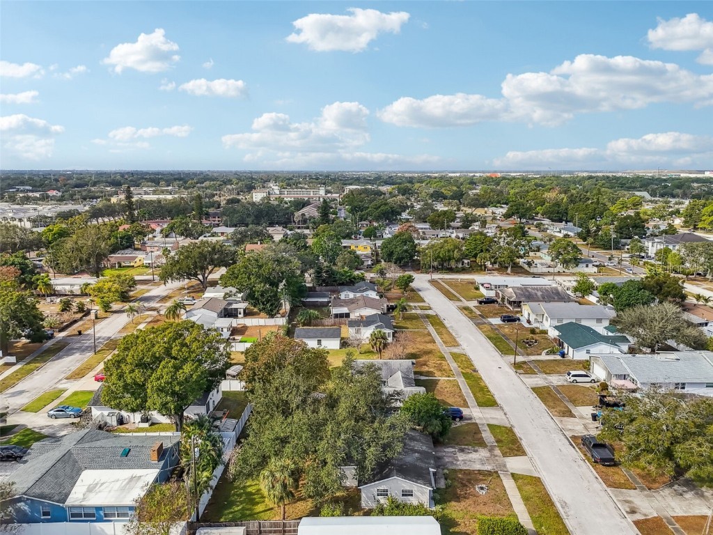 520 Freeport Avenue N Saint Petersburg FL 33702 TB8454353 image45