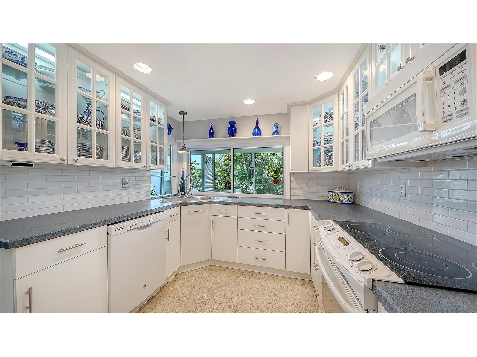 520 Glen Oak Road Venice FL 34292 A4689554 image8