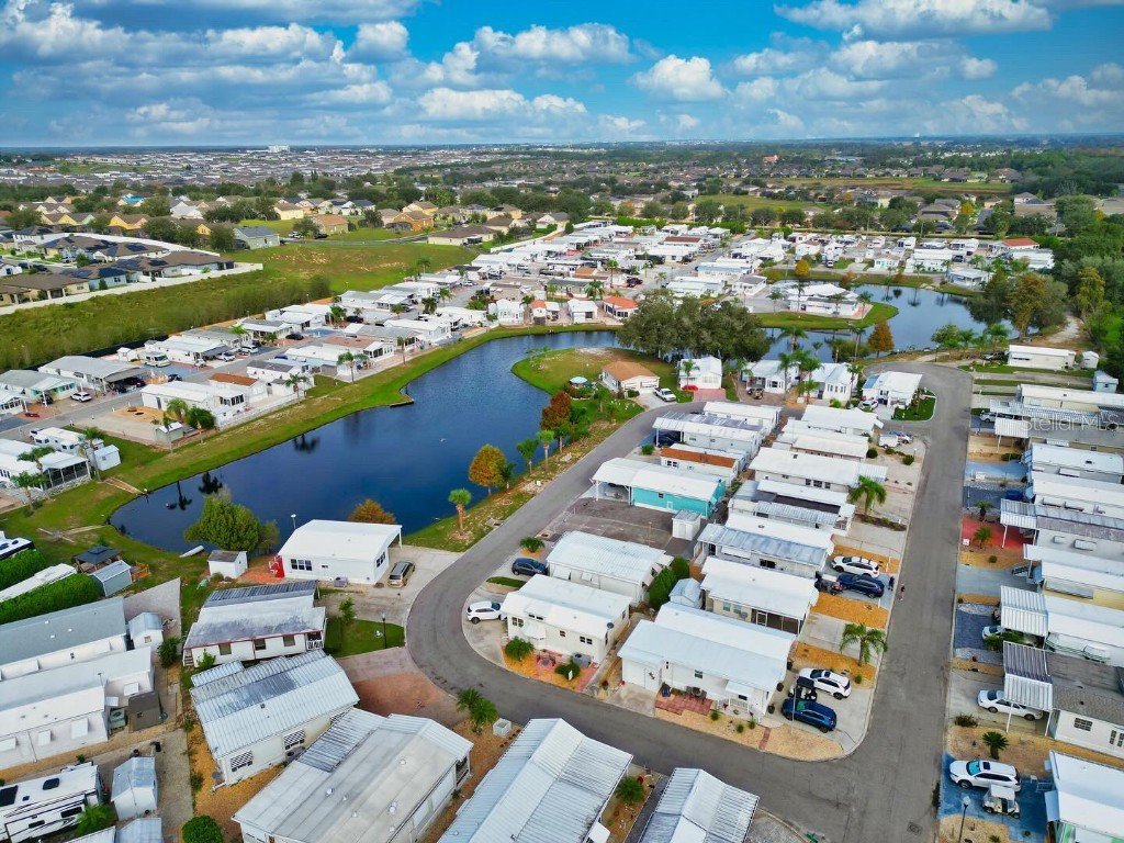 520 Golf Crest Lane Davenport FL 33837 P4928242 image1