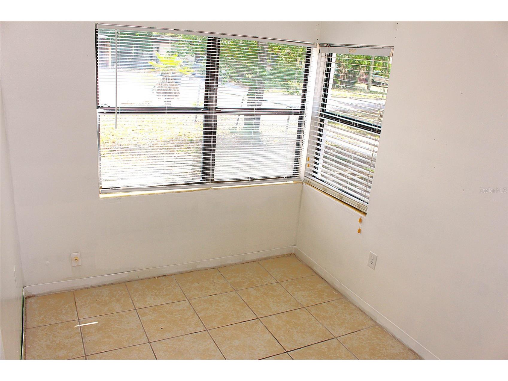 520 Hacienda Court Orlando FL 32809 O6404953 image10