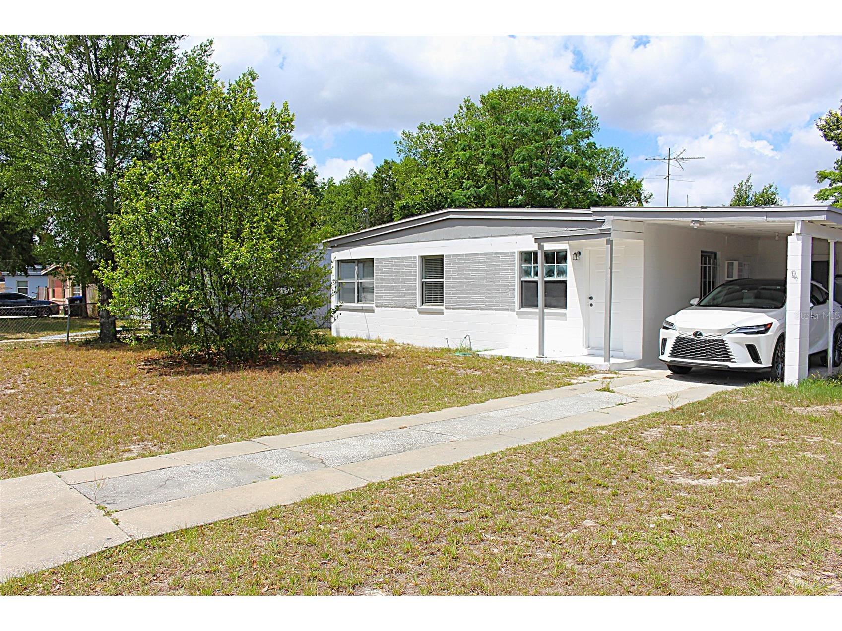 520 Hacienda Court Orlando FL 32809 O6404953 image3