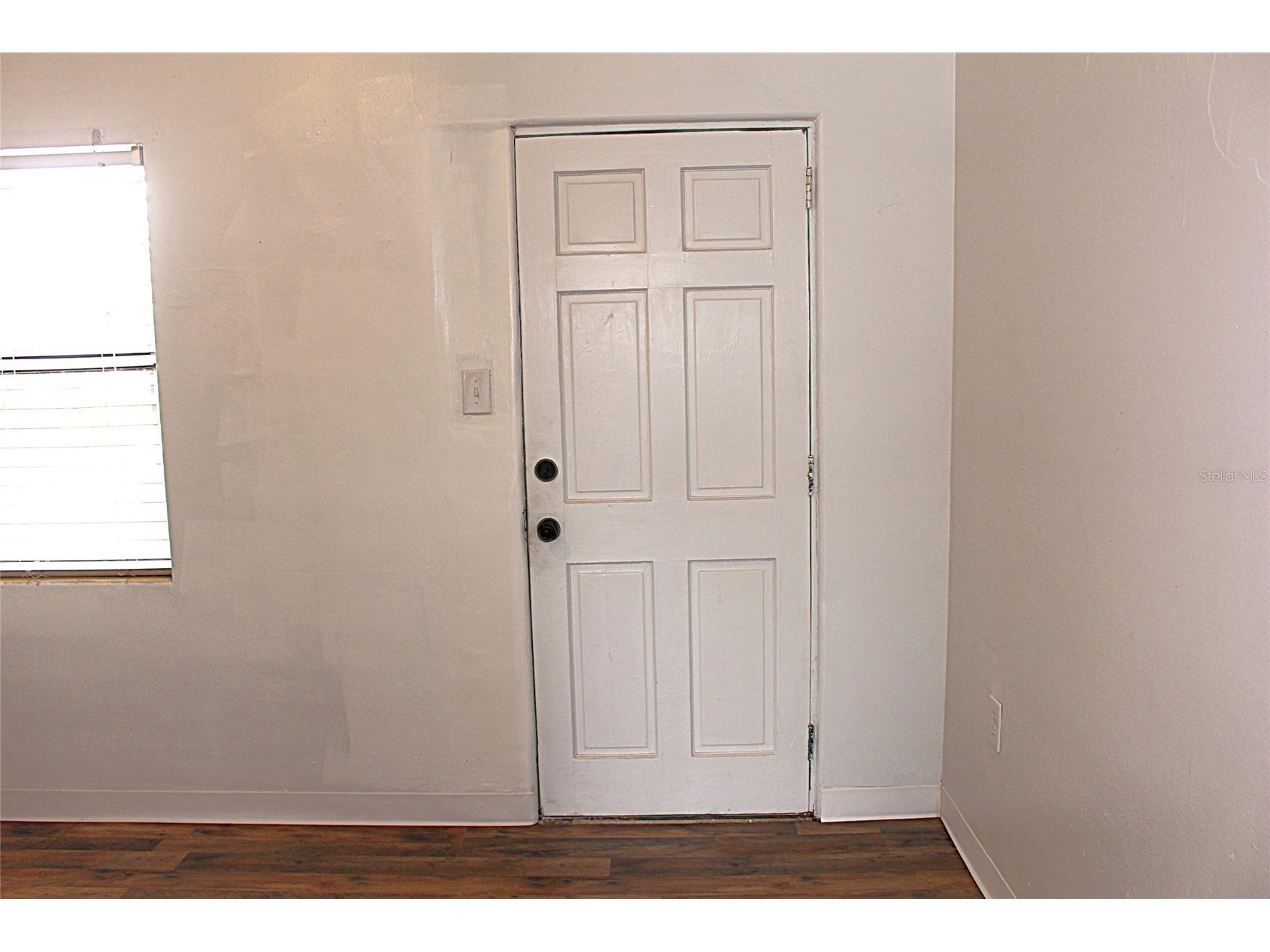 520 Hacienda Court Orlando FL 32809 O6404953 image4