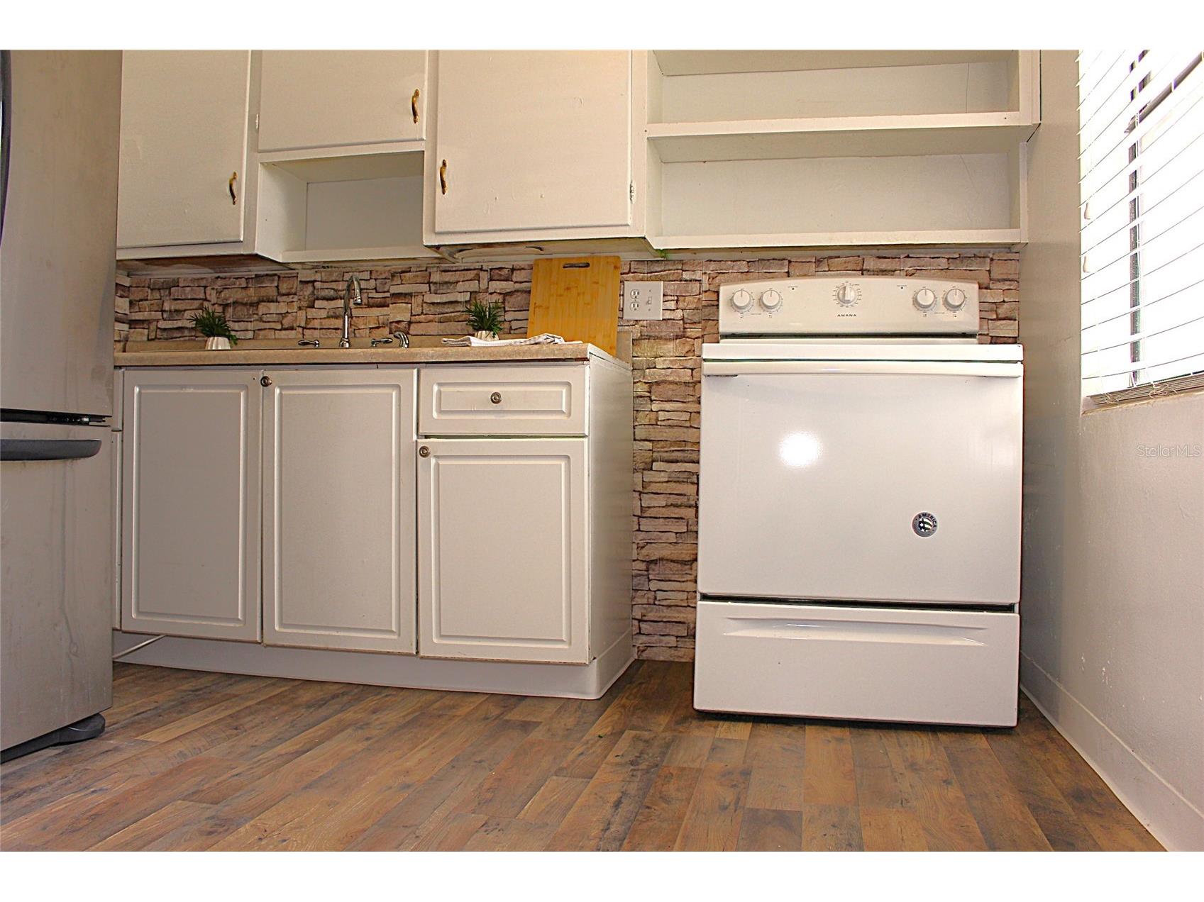 520 Hacienda Court Orlando FL 32809 O6404953 image8