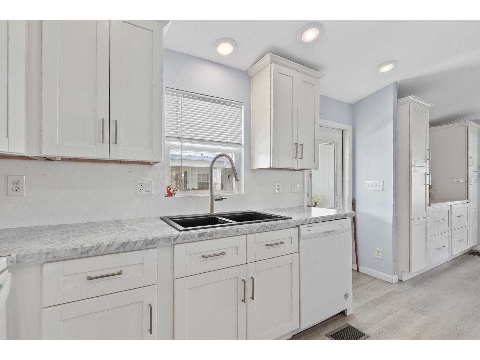 520 Ideal Place North Port FL 34287 N6144101 image9