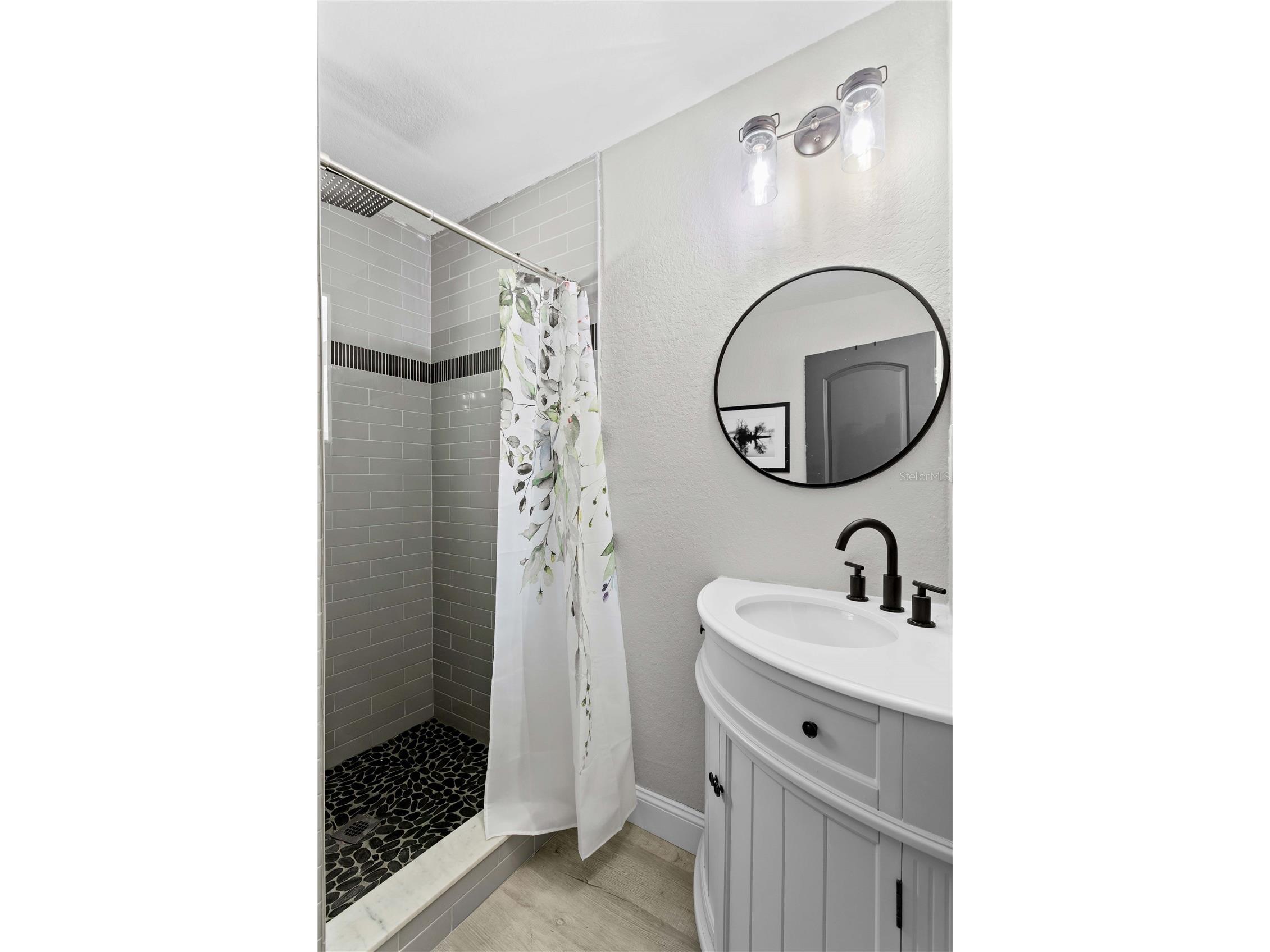520 Lake Maggiore Boulevard S Saint Petersburg FL 33705 TB8512912 image21