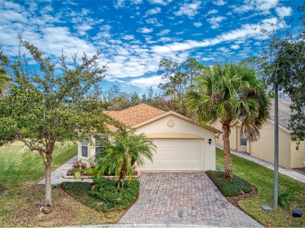 520 Millifiora Lane Poinciana FL 34759 S5083475 image1