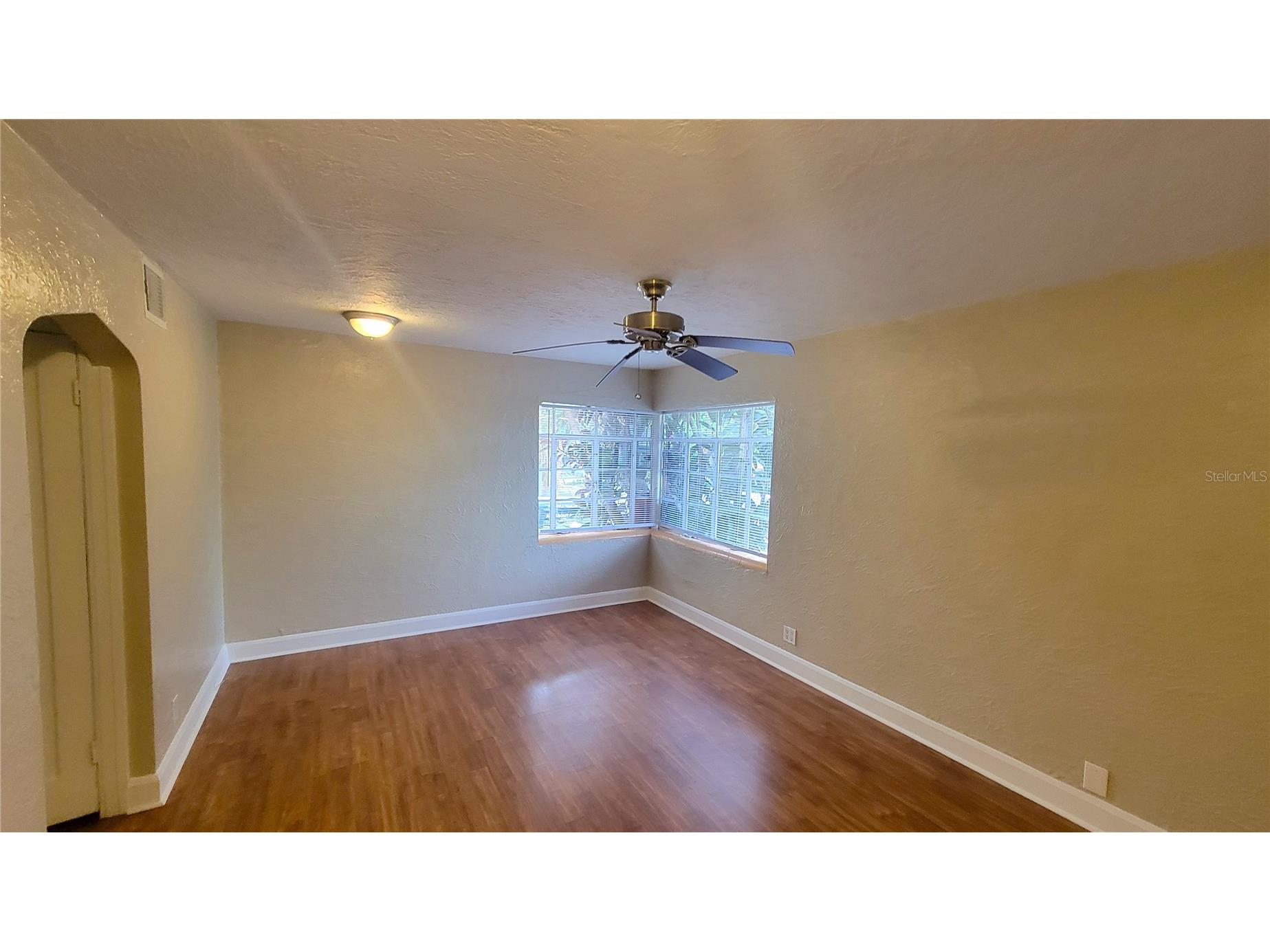 520 N 11th Avenue N #2 Saint Petersburg FL 33701 O6398657 image4