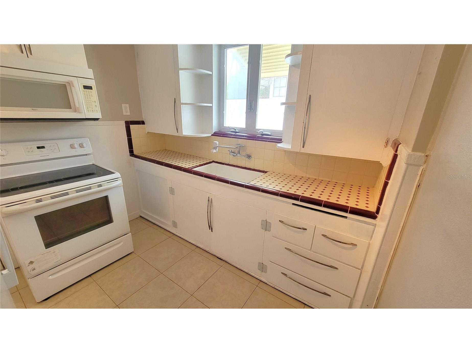 520 N 11th Avenue N #2 Saint Petersburg FL 33701 O6398657 image5