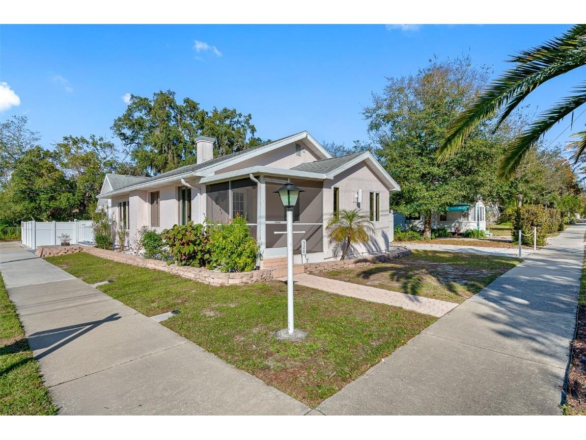 520 Ohio Avenue Crystal Beach FL 34681 U8186230 image1