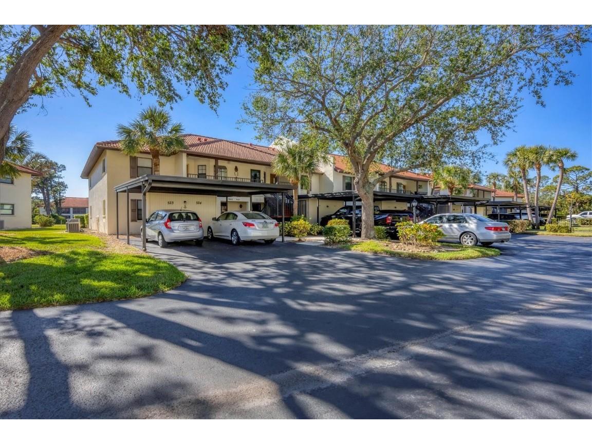 520 Pine Hollow Circle #520 Englewood FL 34223 D6139362 image1