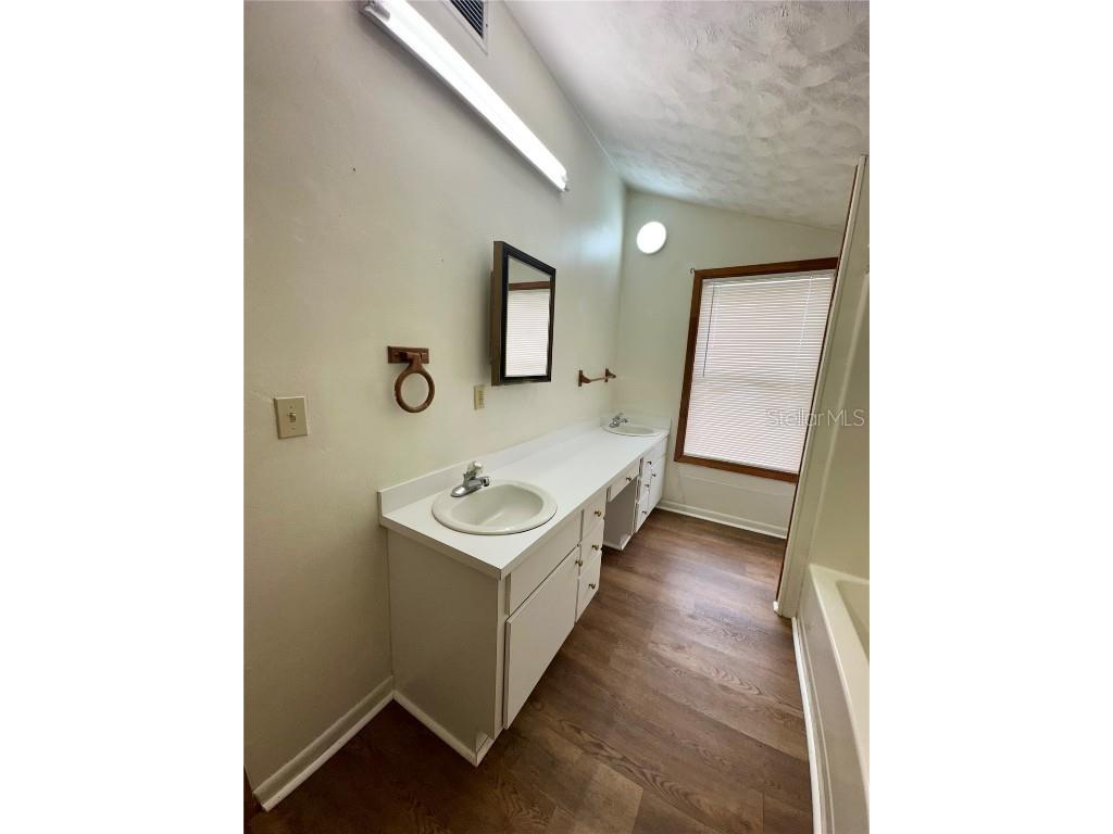 520 SW 5th Avenue Lake Butler FL 32054 OM698320 image9