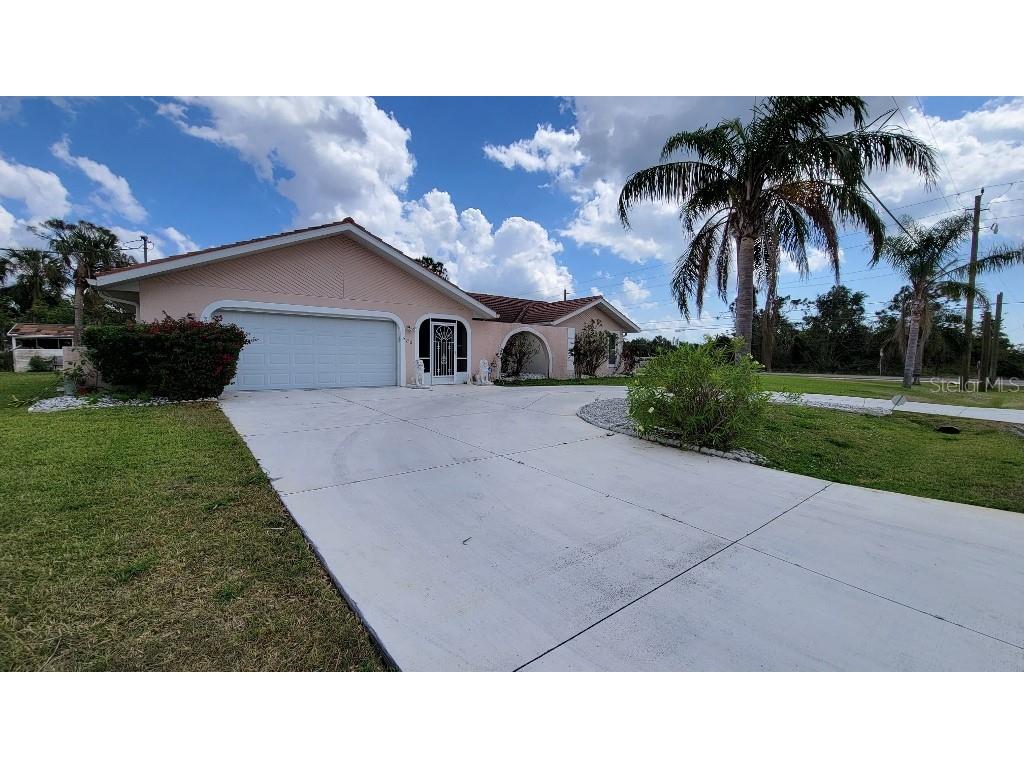 520 Yorkshire Street Port Charlotte FL 33954 C7472364 image1