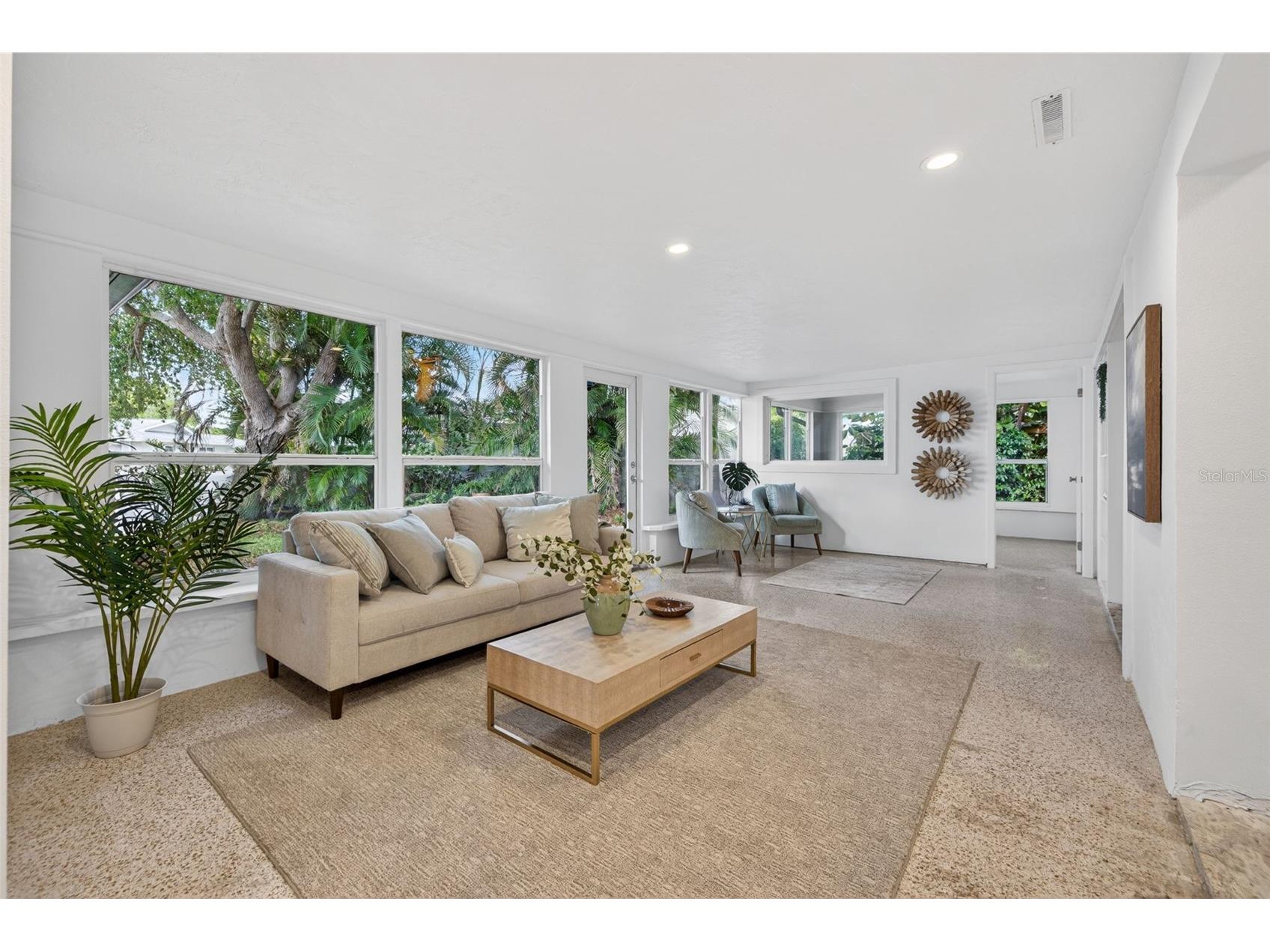 5200 14th Street NE Saint Petersburg FL 33703 TB8498329 image11